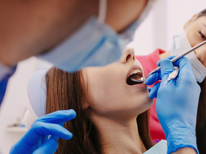 Primera visita al dentista: ¿Cómo es y qué puedes esperar?